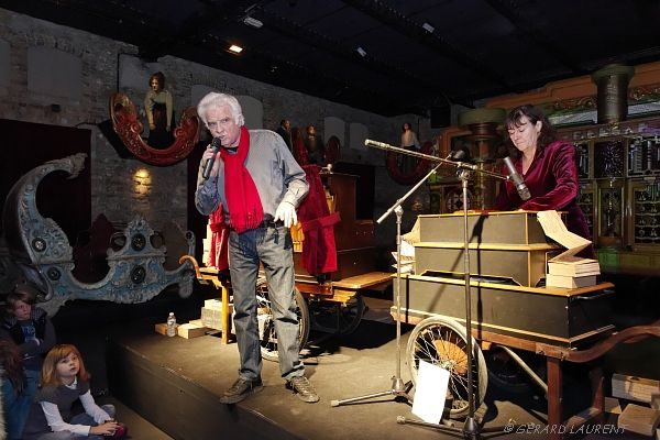 12ème arrondissement - Musiciens des rues et orgue de barbarie au Musée des Arts Forains