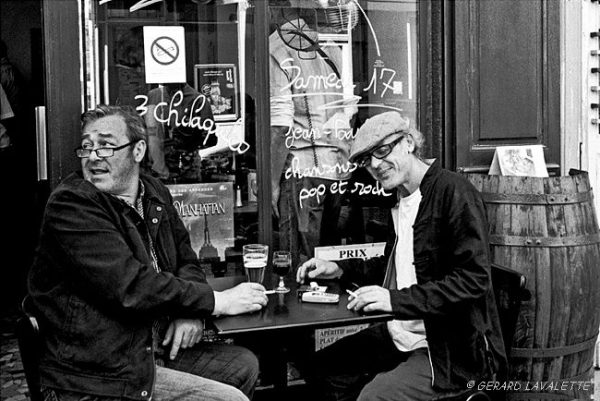 180054_paris_boire_un_verre_en_terrasse_a_montmartre