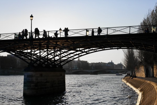 010043 - Sous les jupes du pont des Arts 010043 - Sous les jupes du pont des Arts