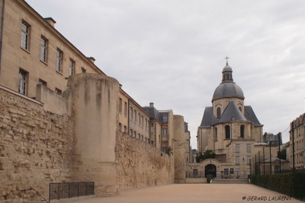 040045 - Le mur d'enceinte de la rue des Jardins Saint Paul