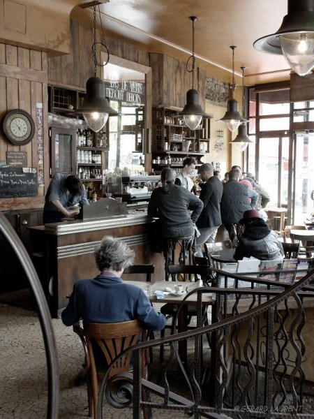 18ème arrondissement – Un coin tranquille au café de la Fourmi