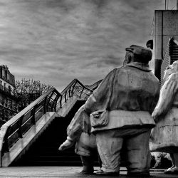 1er arrondissement – Les touristes d’Elisabeth Buffoli du forum des halles (2008)